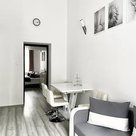 Belvarosi ميسكولك