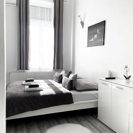 Belvarosi Apartmán *