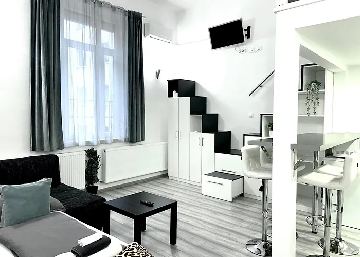 Apartament Belvarosi *